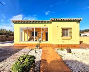 Exterior view of House or chalet for sale in Chiclana de la Frontera  with Air Conditioner, Heating and Private garden