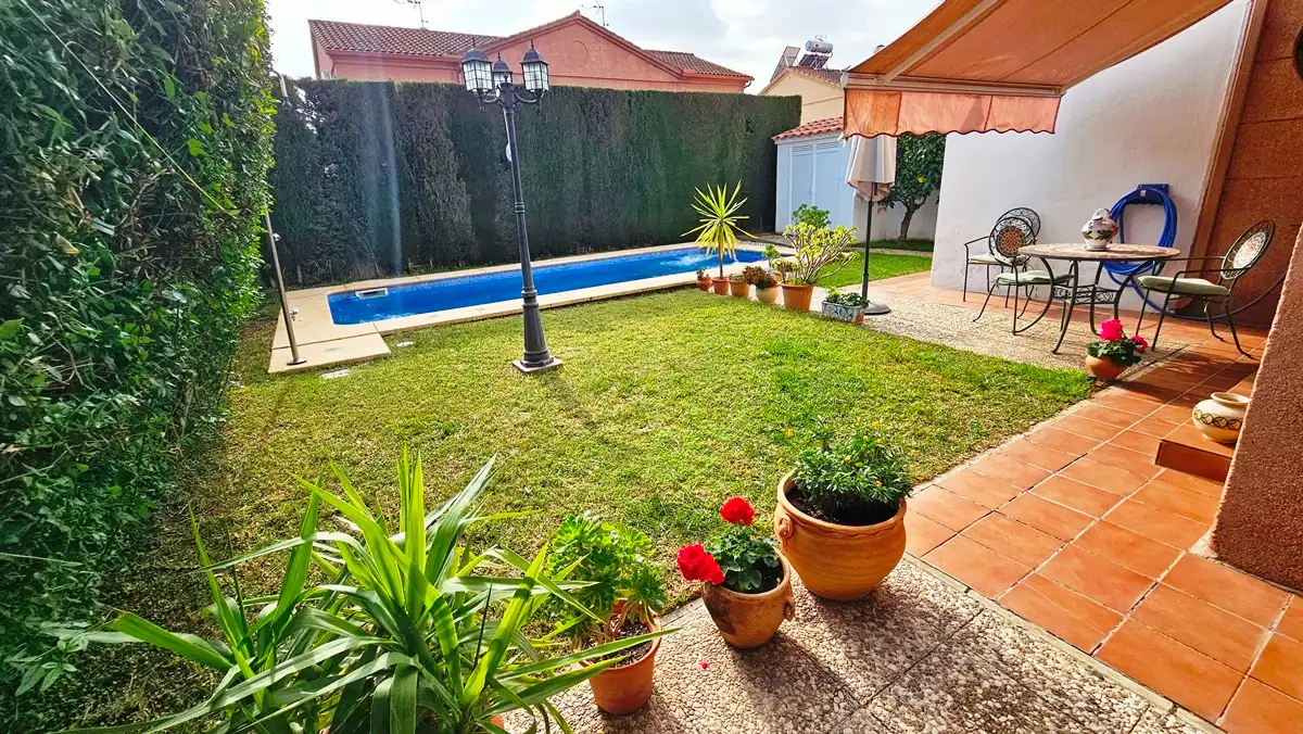 Maison jumelée avec piscine à vendre à Espartinas Pueblo, imagen 17