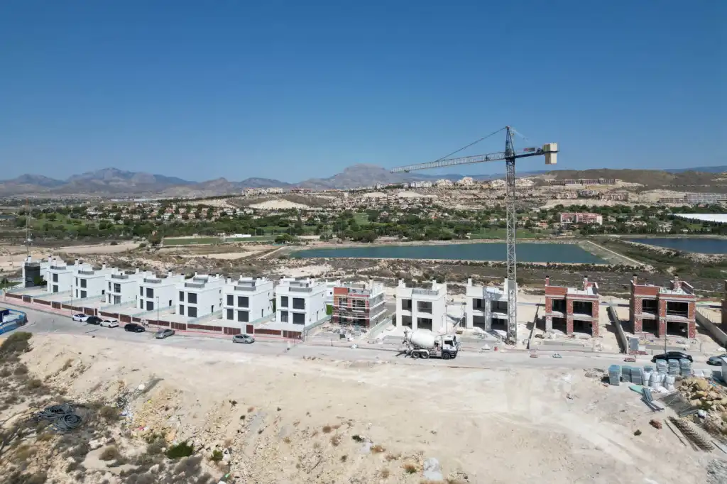 Vista exterior de Casa o chalet en venta en El Campello con Terraza y Balcón