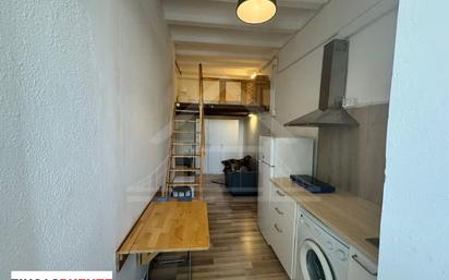 Kitchen of Flat for sale in  Barcelona Capital  with Furnished and Balcony