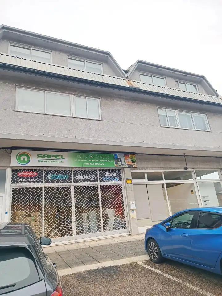 Locale commerciale in vendita a Mos, imagen 5