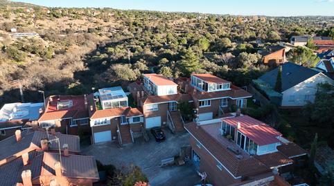 Foto 2 de Casa adosada en venda a Calle el Puente, La Navata, Madrid