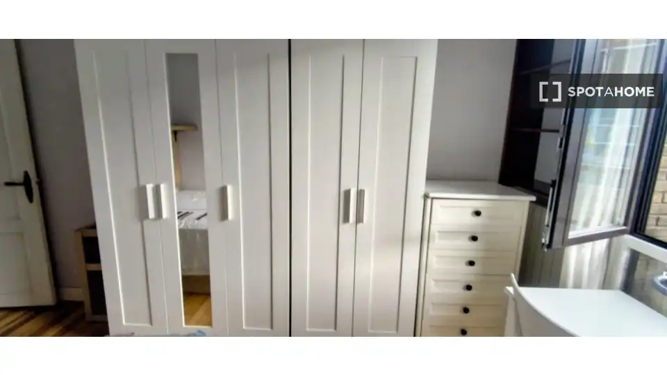 Room in Getxo , Bizkaia