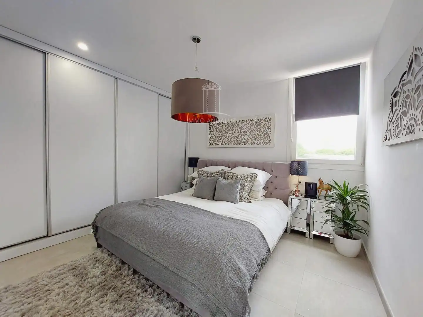 Schlafzimmer von Haus zum Verkauf in Chiclana de la Frontera mit Klimaanlage, Heizung und Schwimmbad