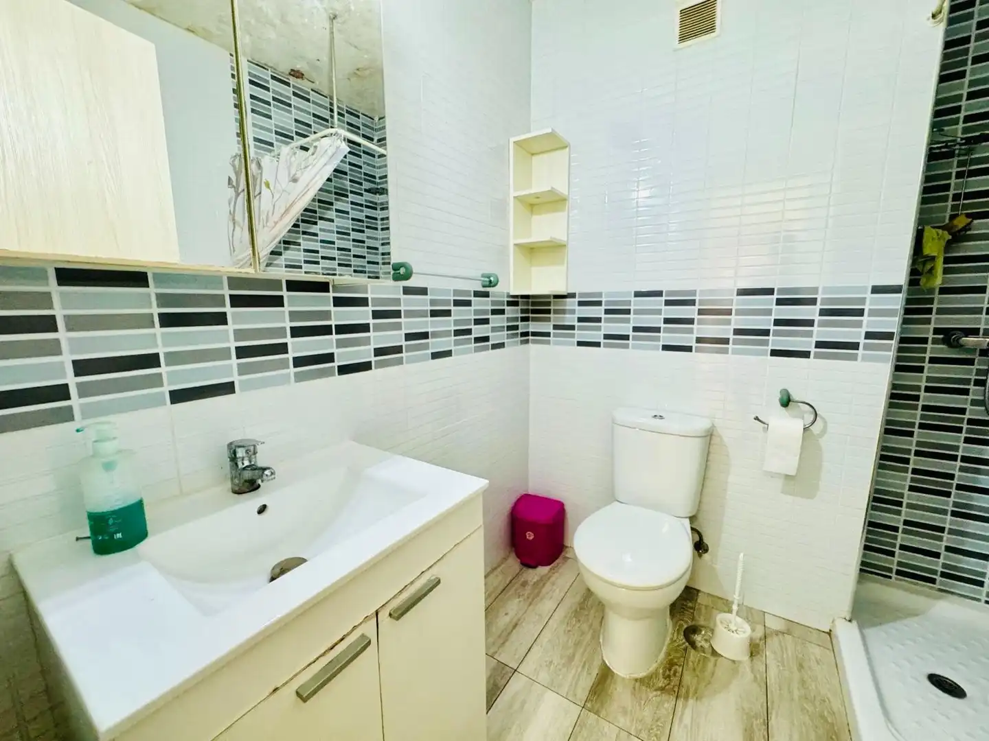 Bany de Apartament en venda en Torrox amb Aire condicionat, Calefacció i Piscina comunitària