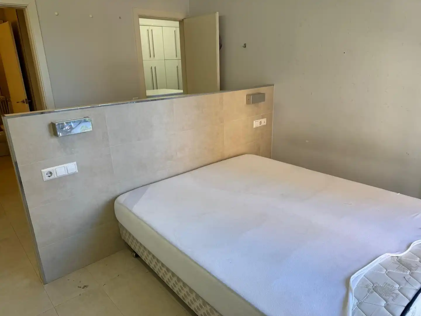 Flat for sale in Instituts - Universitat
