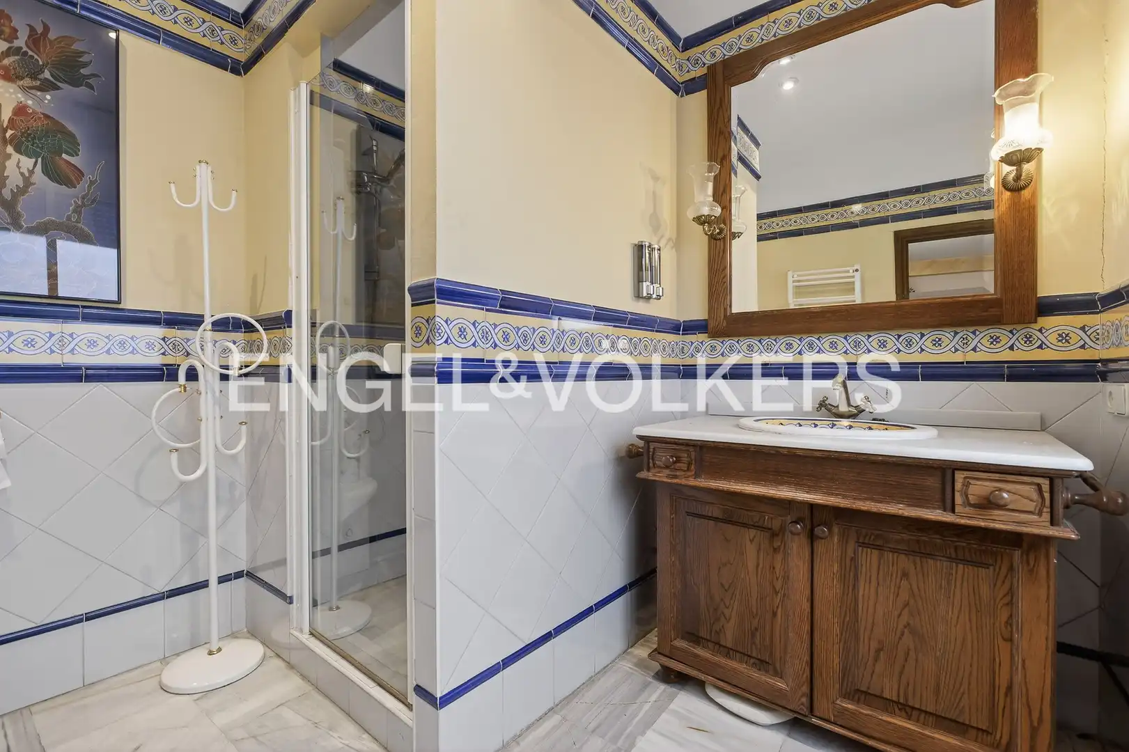 Bathroom of Houses for sale in Sevilla  with Air Conditioner, Heating and Parquet flooring