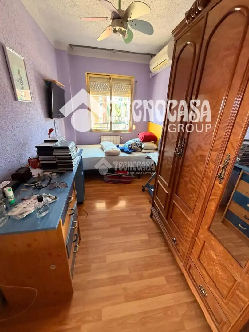 Habitación de Piso en venta en Leganés con Calefacción