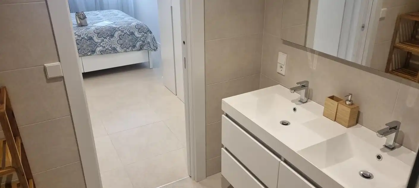 Bany de Apartament de lloguer en Vélez-Málaga amb Aire condicionat, Calefacció i Terrassa