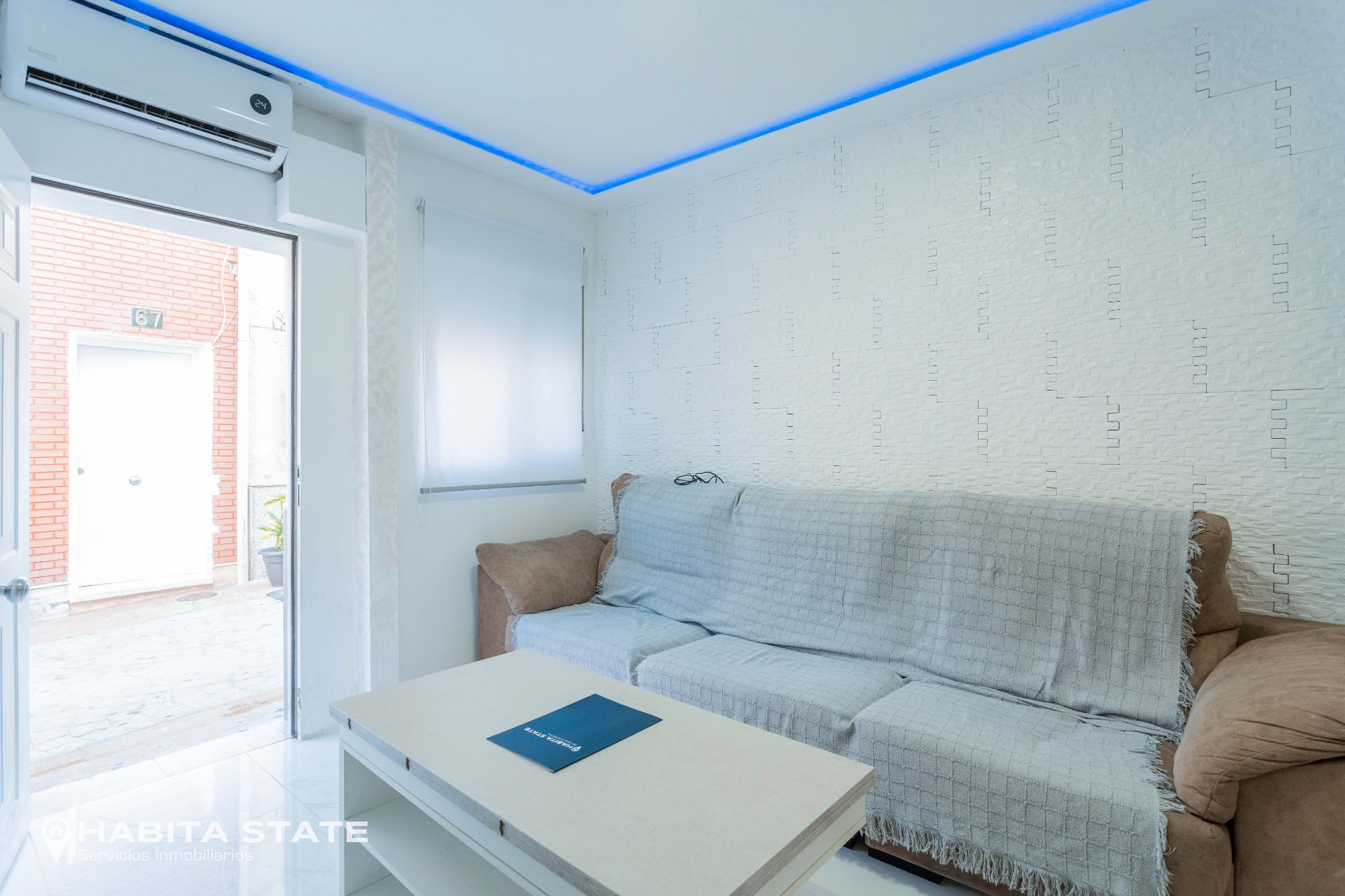 Sala de estar de Casa o chalet en venta en  Almería Capital con Aire acondicionado, Terraza y Amueblado