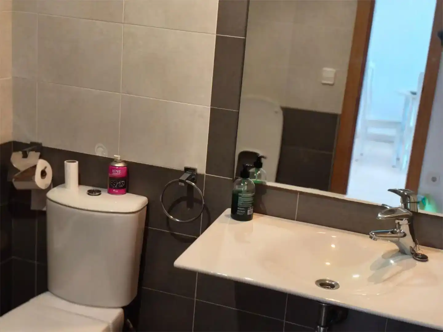 Bany de Pis en venda en Dénia amb Aire condicionat i Piscina