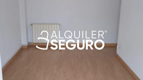 Foto 2 de Pis de lloguer a De San Antonio Abad, Barrio del Ave,  Zaragoza Capital