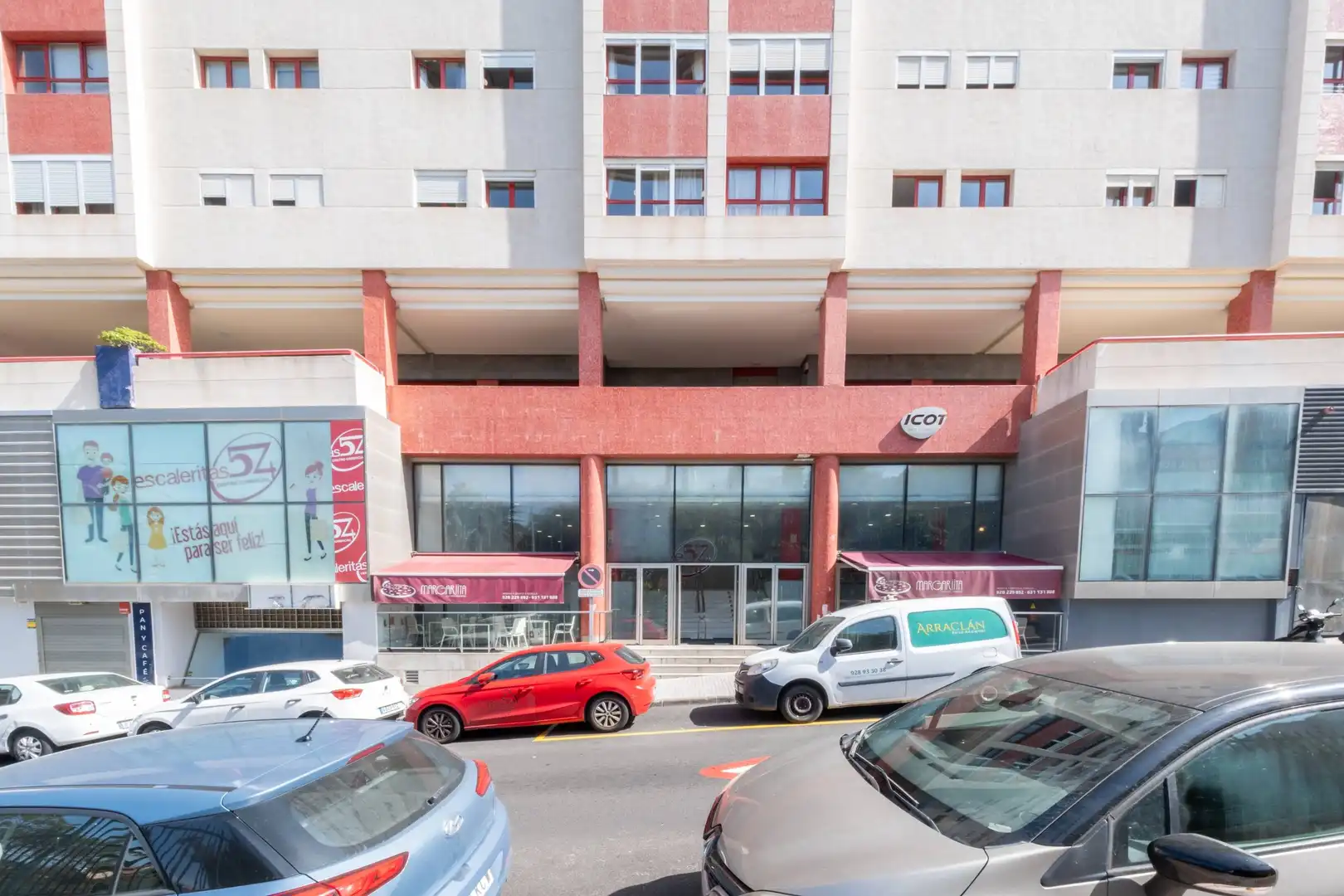 Vista exterior de Piso en venta en Las Palmas de Gran Canaria con Amueblado