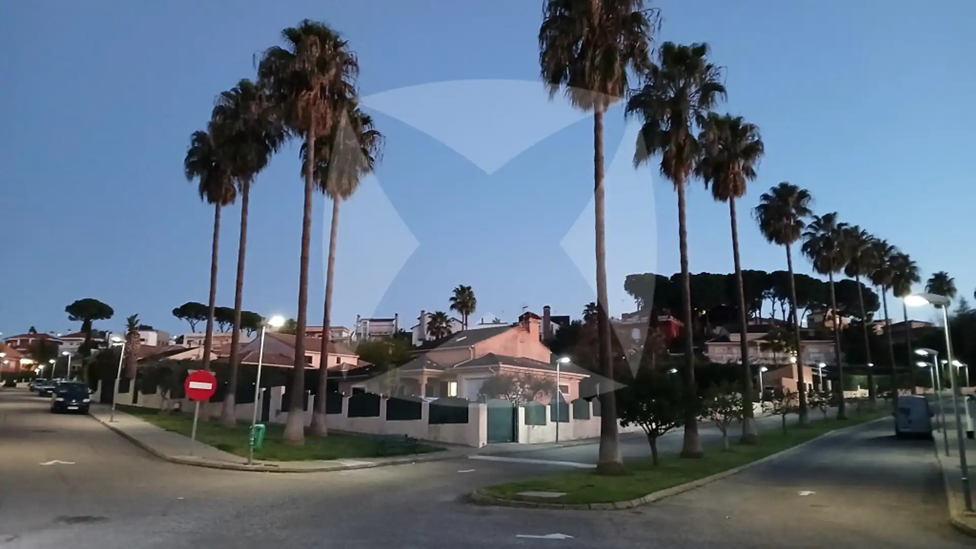 Exterior view of Houses for sale in Badajoz Capital  with Air Conditioner, Private garden and Terrace