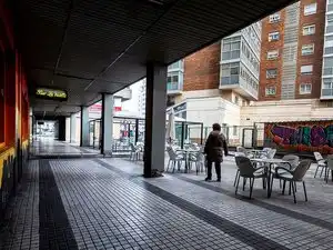 Gewerbefläche zur Miete in Avenida Reyes Católicos 44, imagen 25
