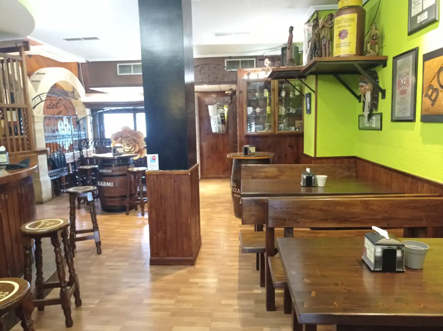 Commercial properties for sale in Piélagos