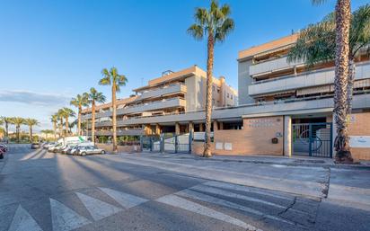 Vista exterior de Apartament en venda en Torremolinos amb Aire condicionat, Calefacció i Jardí privat