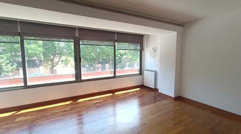 Foto 4 de Casa adosada en venta en Calle Duquesa de Castrejón, Colina, Madrid Capital