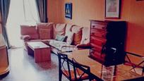 Sala d'estar de Pis en venda en  Sevilla Capital amb Aire condicionat, Calefacció i Balcó