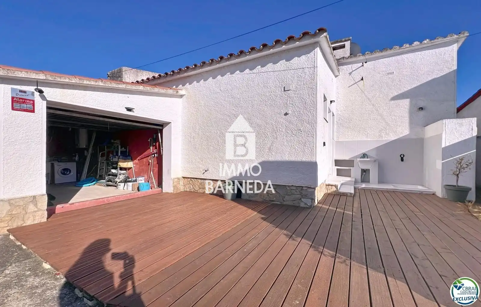Vista exterior de Casa o chalet en venta en Empuriabrava con Aire acondicionado, Calefacción y Terraza