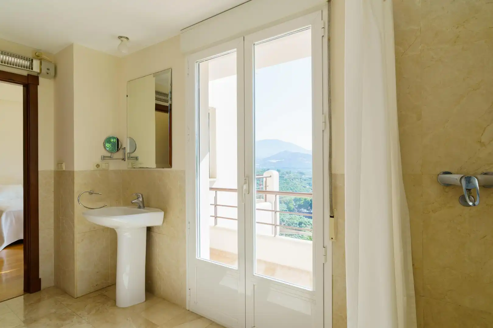 Detached house with terrace for sale in Calle Calle Naranjo, Monte de los Almendros, imagen 47