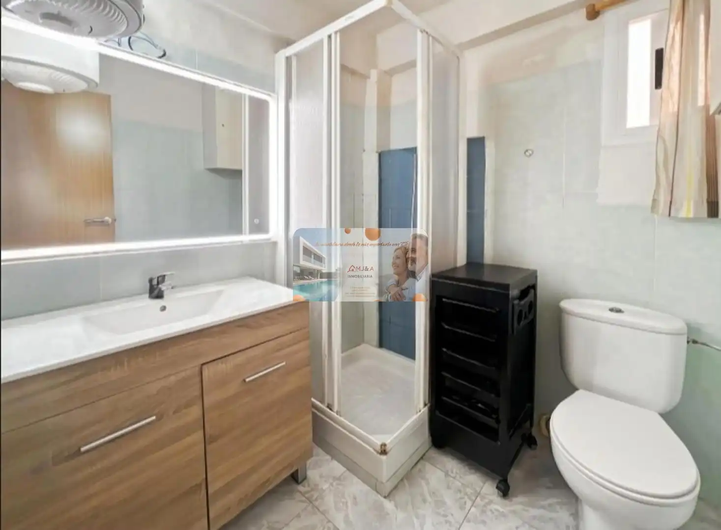 Baño de Piso en venta en Castellón de la Plana / Castelló de la Plana con Aire acondicionado, Calefacción y Terraza