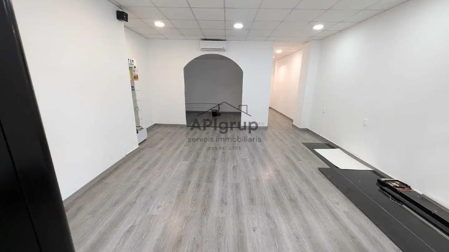 Locale commerciale in vendita a Centre - Sant Oleguer, imagen 17