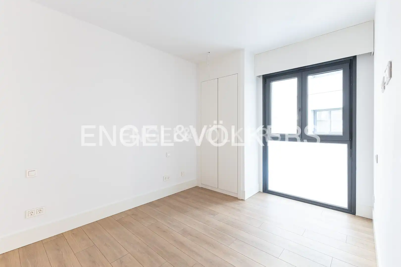 Schlafzimmer von Wohnung zum Verkauf in Madrid mit Klimaanlage, Heizung und Schwimmbad