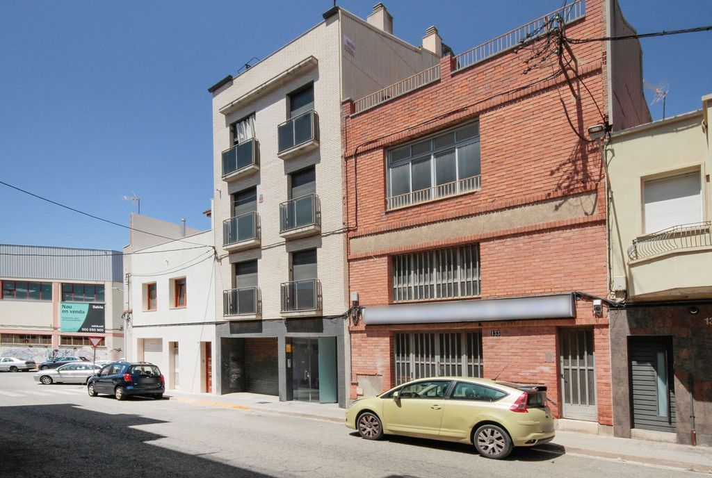 Vista exterior de Pis en venda en Terrassa