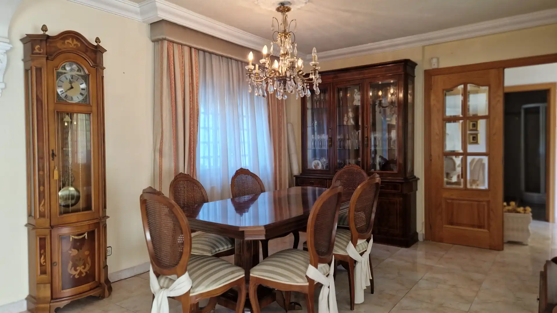 Comedor de Casa o chalet en venta en Villalbilla con Aire acondicionado, Calefacción y Jardín privado