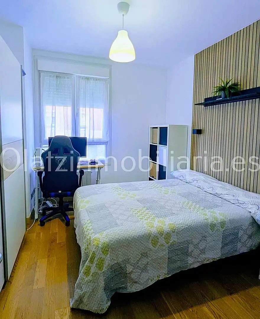 Bedroom of Flat for sale in Amorebieta-Etxano  with Heating, Balcony and Community pool