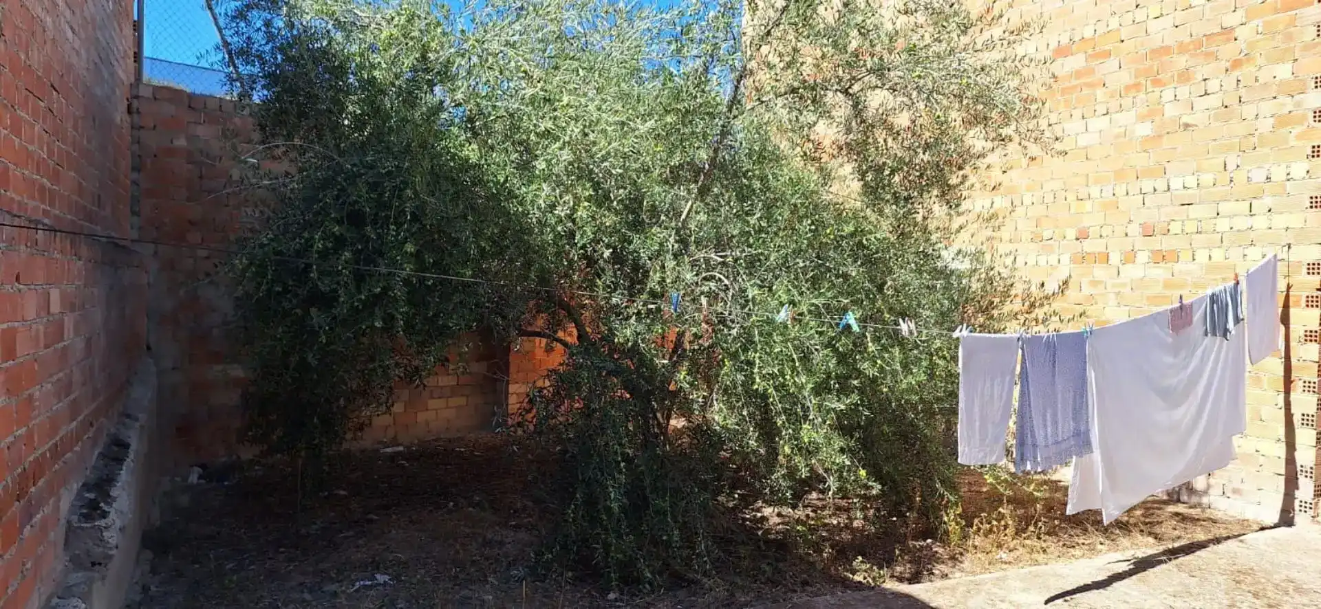 Piso en venta en Fuente-Tójar con Jardín privado, Trastero y Amueblado