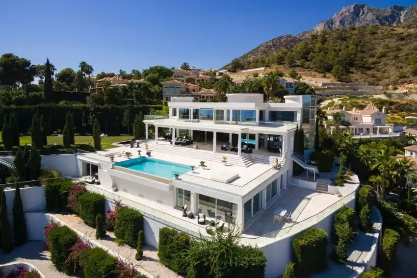 Exterior view of Houses for rent in Marbella