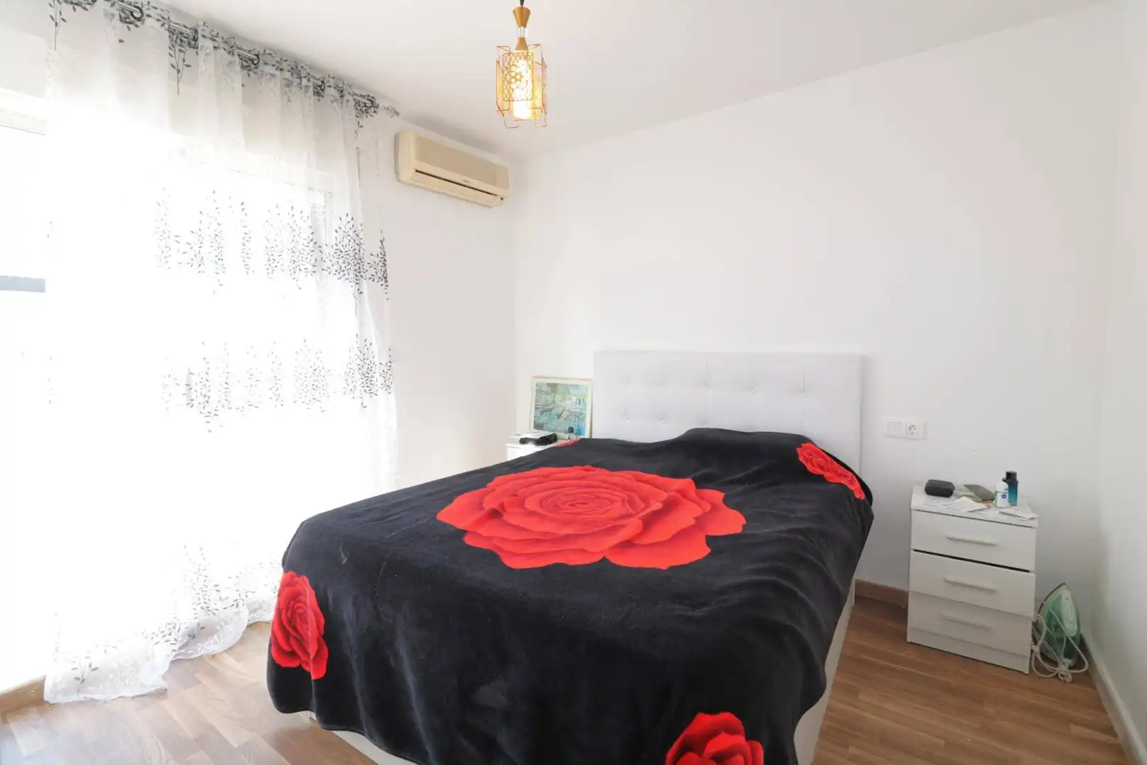 Habitación de Piso en venta en Torrevieja con Jardín privado, Amueblado y Piscina comunitaria