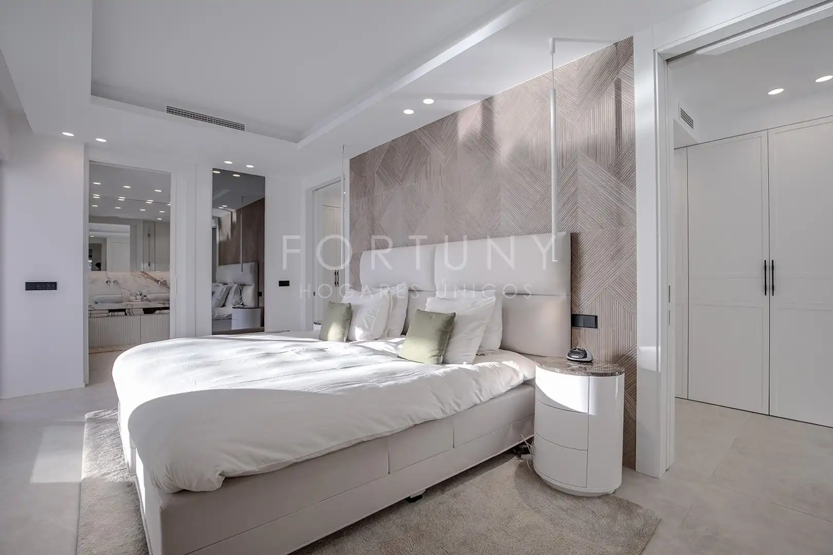 Habitación de Casa o chalet en venta en Marbella con Aire acondicionado, Calefacción y Jardín privado