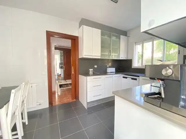 Cocina de Casa o chalet en venta en Vallirana con Calefacción, Jardín privado y Terraza