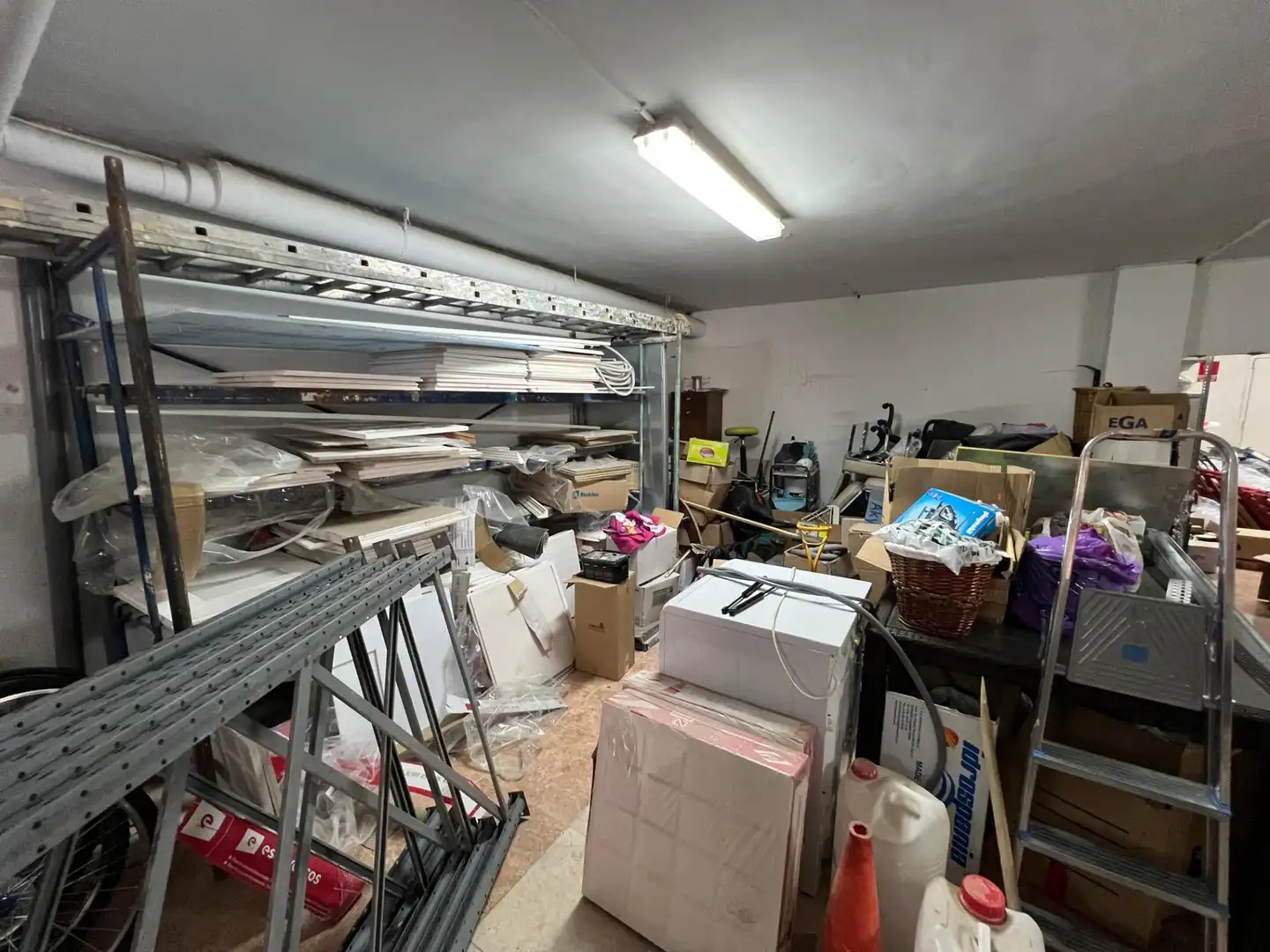 Commercial properties for sale in Maracena  with Air Conditioner and Furnished