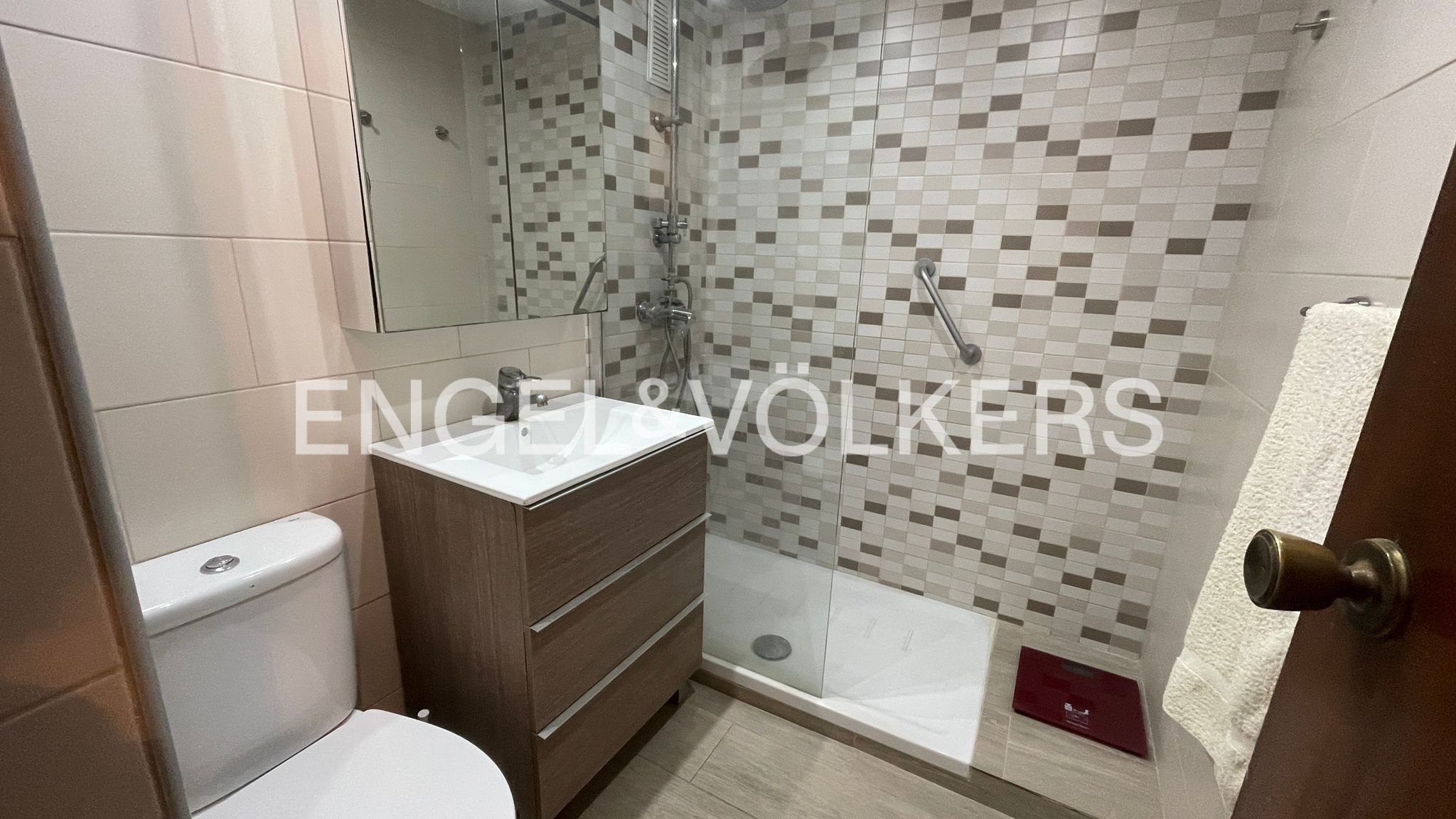 Bathroom of Apartment to rent in  Valencia Capital  with Heating