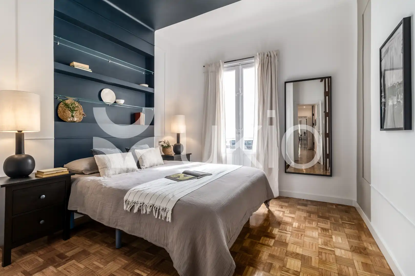 Habitación de Apartamento de alquiler en Madrid con Aire acondicionado, Calefacción y Amueblado