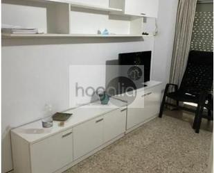 Living room of Flat to rent in  Sevilla Capital  with Air Conditioner, Terrace and Furnished