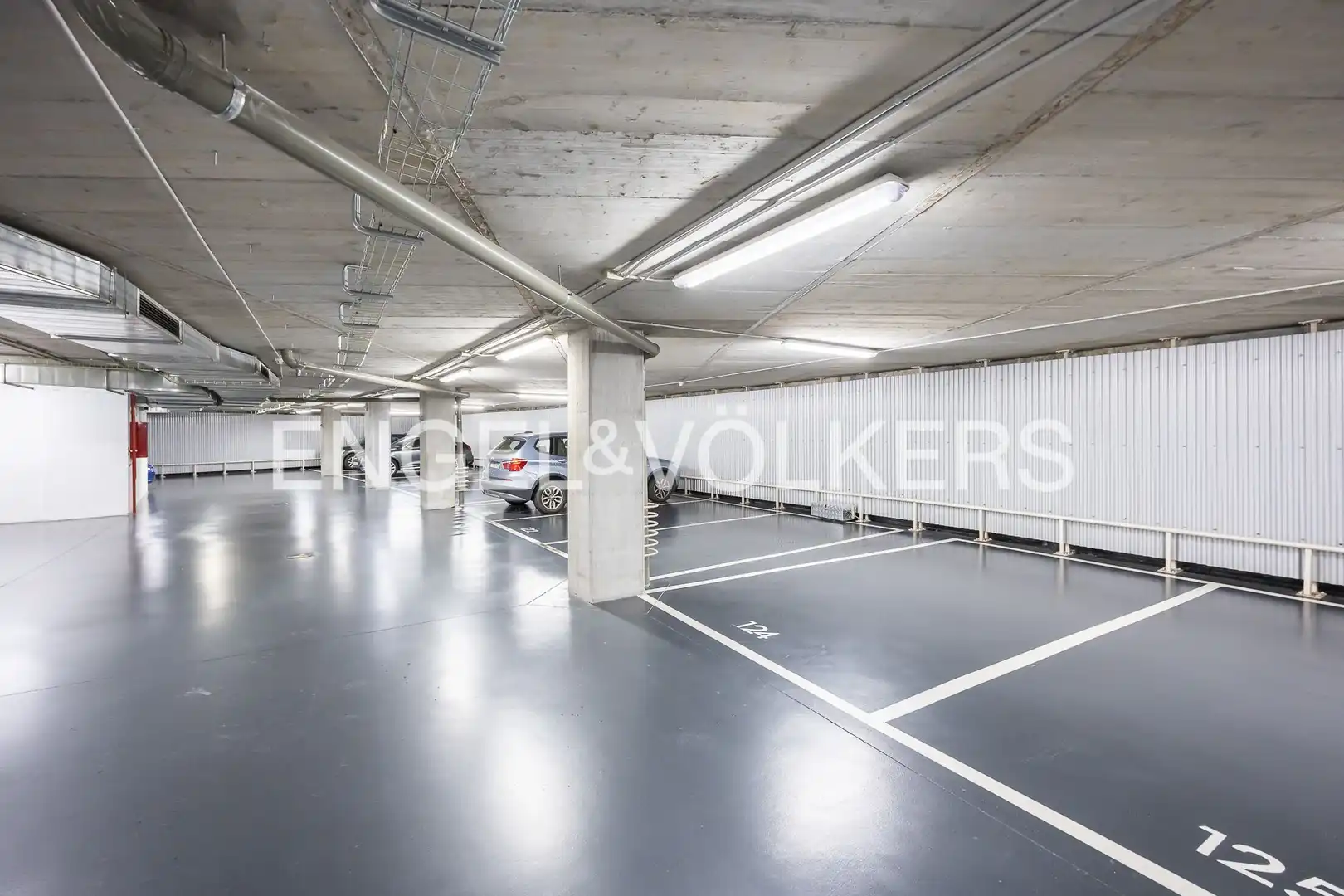 Parking of Flat for sale in Bilbao   with Air Conditioner, Heating and Parquet flooring