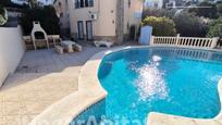 Piscina de Casa o xalet en venda en Calpe / Calp amb Aire condicionat, Jardí privat i Terrassa