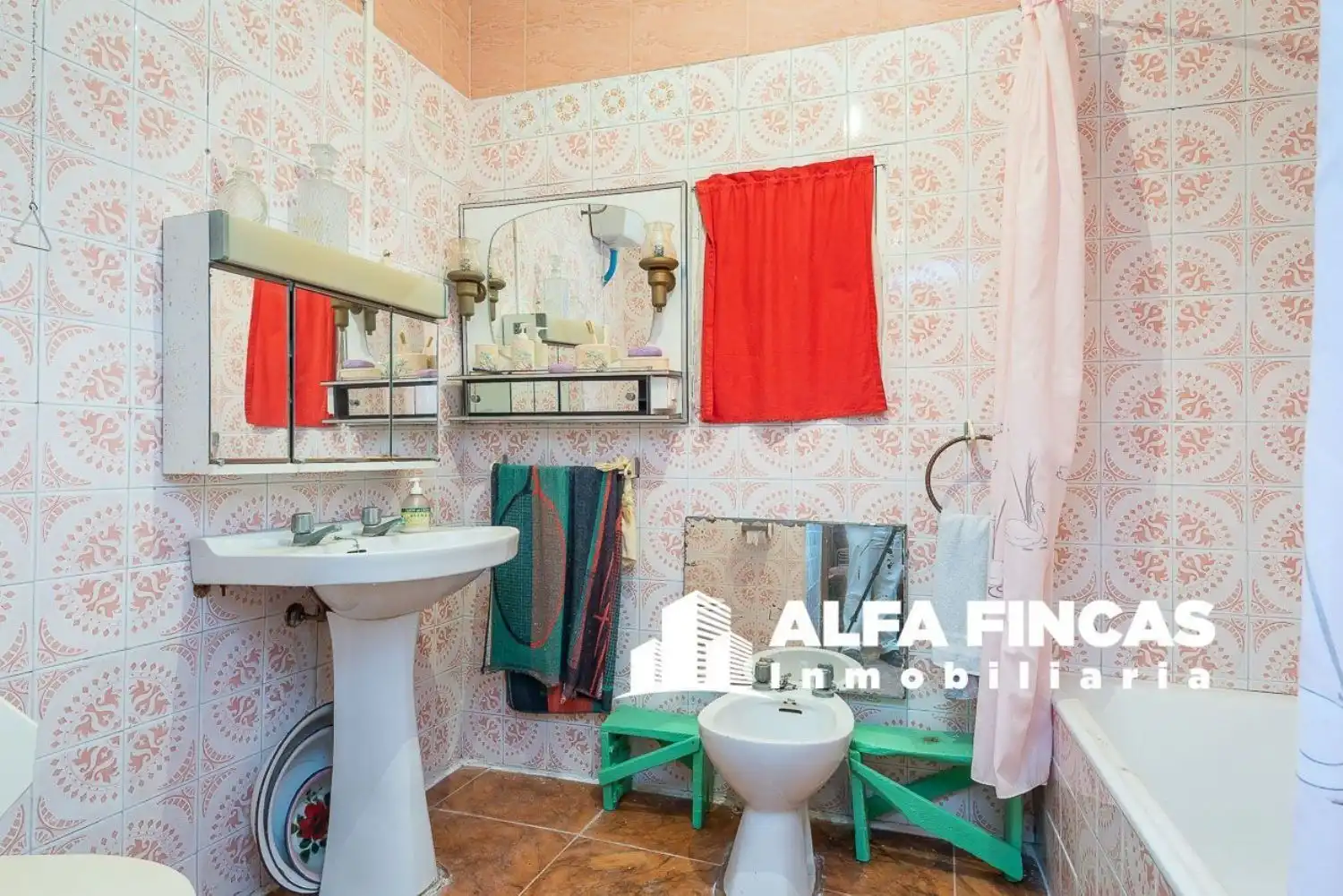 Baño de Casa o chalet en venta en Las Mesas   con Jardín privado