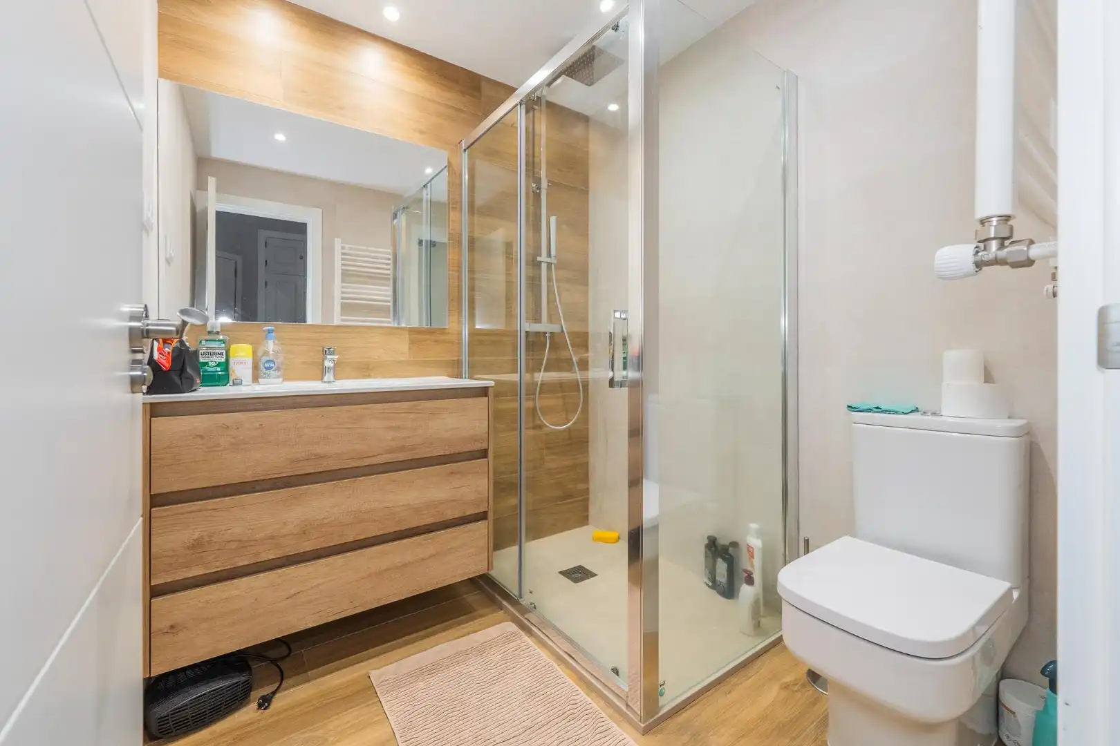 Baño de Piso en venta en San Sebastián de los Reyes con Aire acondicionado, Calefacción y Parquet