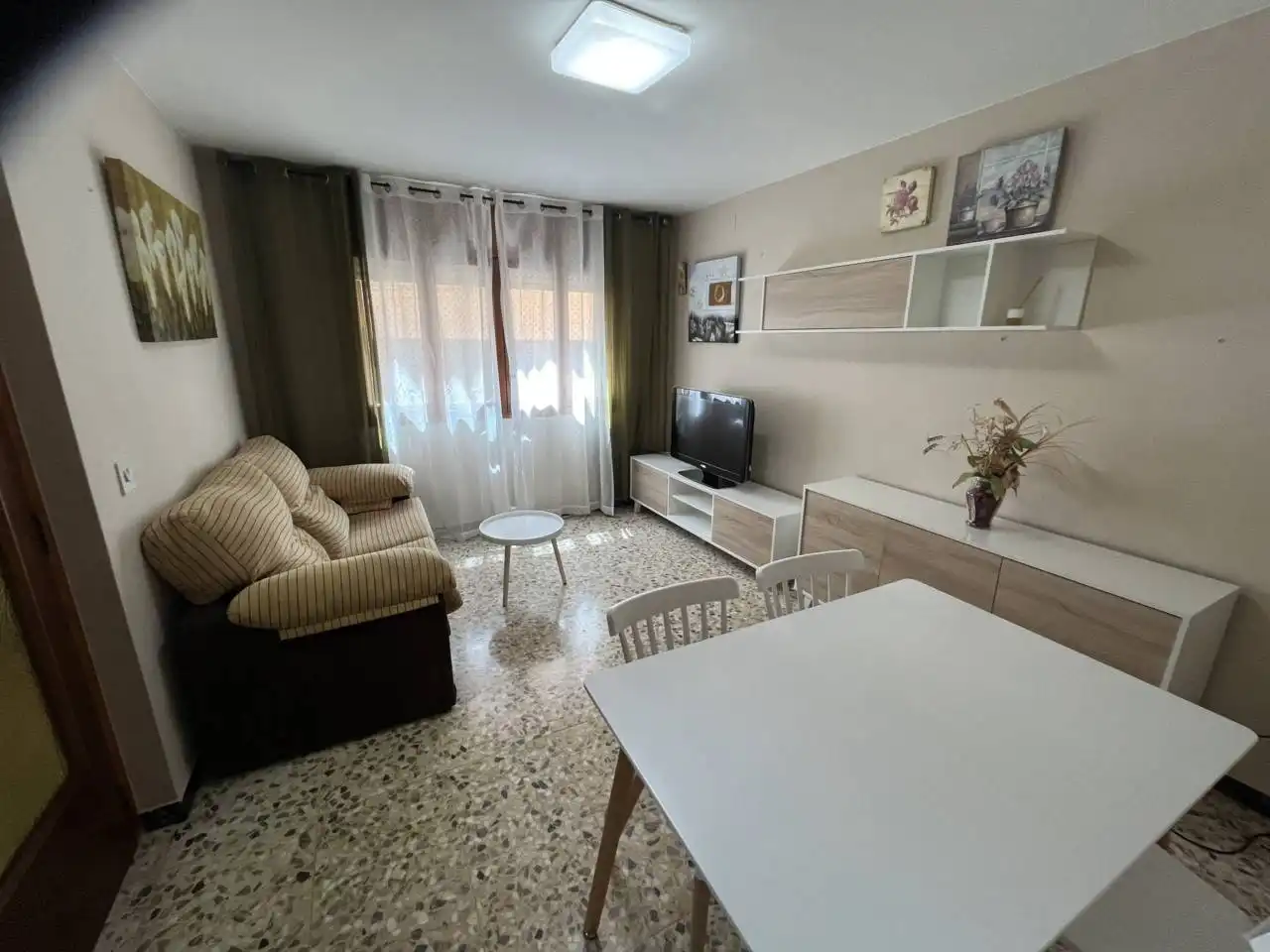 Sala de estar de Casa o chalet de alquiler en Alcañiz con Aire acondicionado y Amueblado
