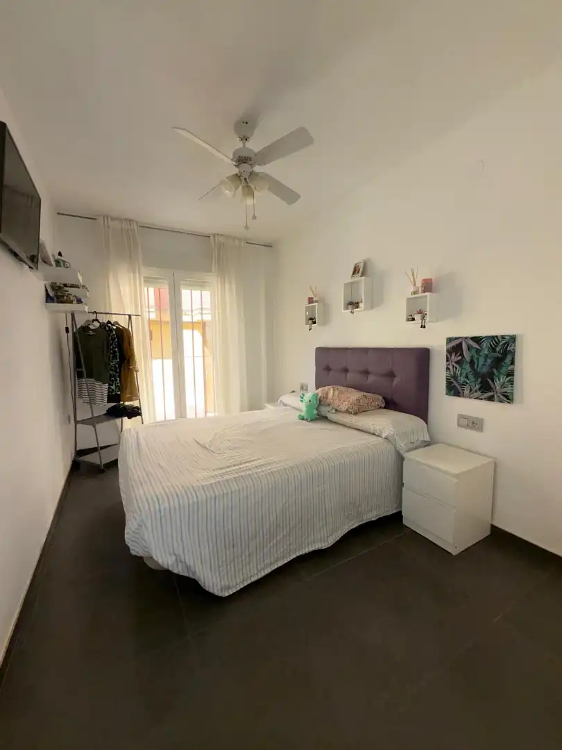 Bedroom of Flat for sale in Peligros  with Air Conditioner