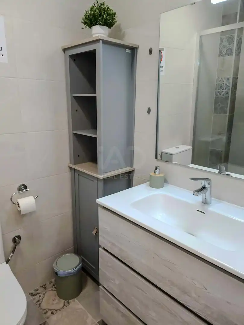 Baño de Casa adosada en venta en Santa Pola con Aire acondicionado, Calefacción y Terraza
