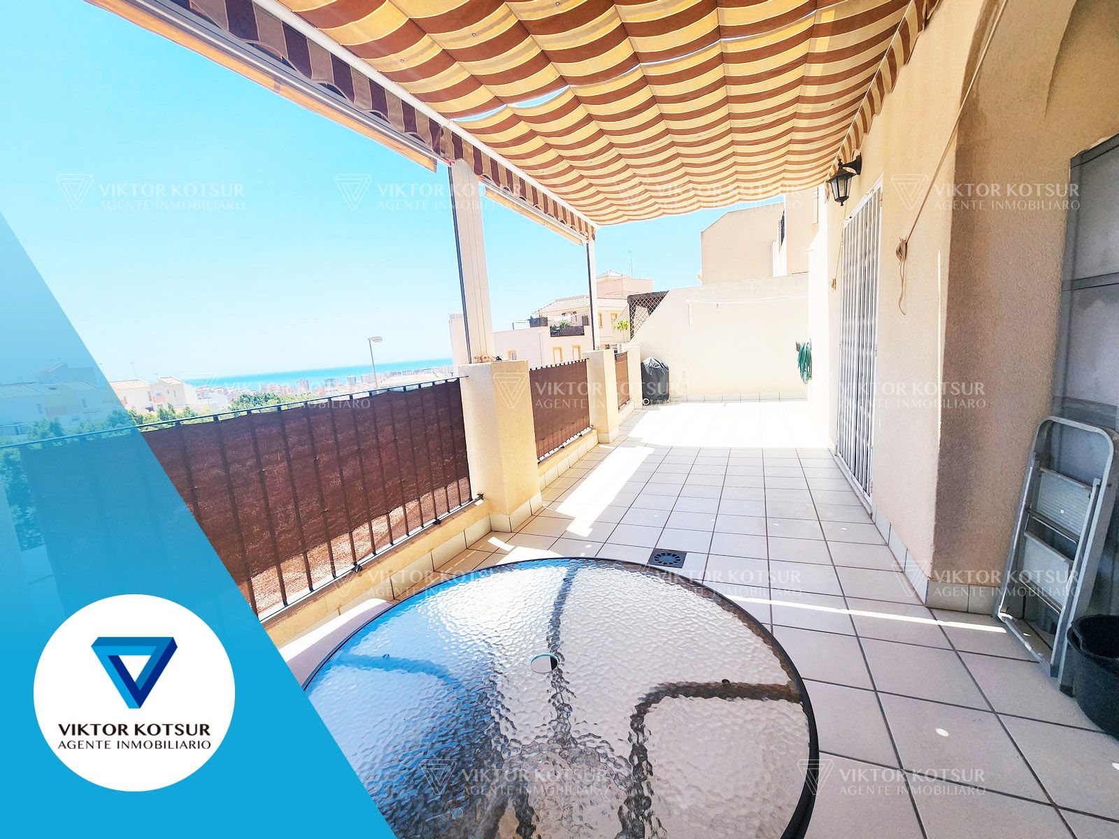 Terrace of Flat for sale in Roquetas de Mar  with Air Conditioner, Terrace and Oven