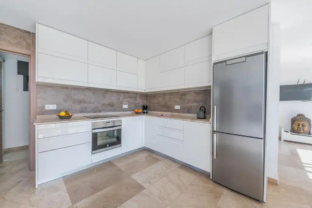 Cuina de Casa o xalet en venda en Muro amb Aire condicionat, Jardí privat i Terrassa
