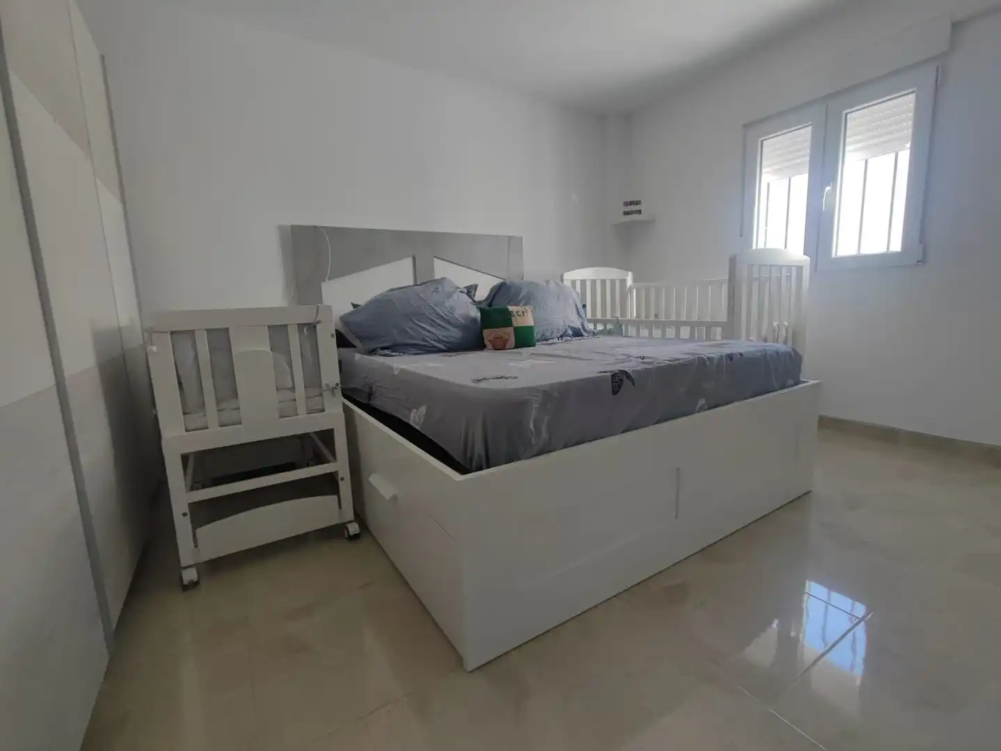 Habitación de Piso en venta en Almería